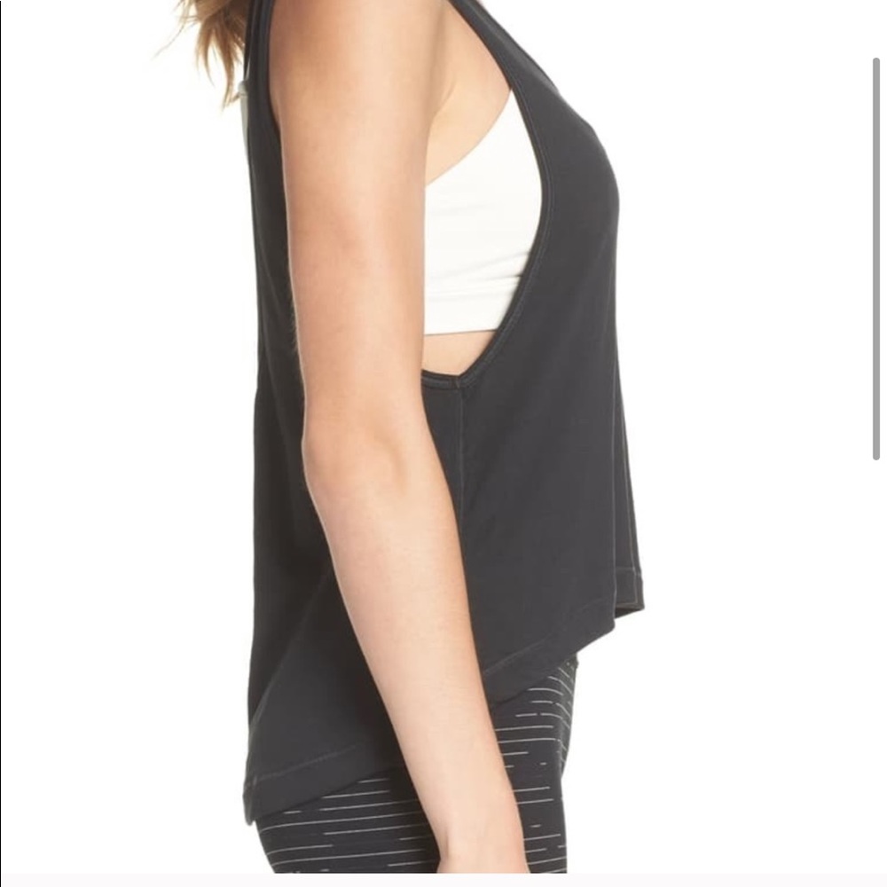 Zella Strappy work out tank XS - Picture 3 of 7